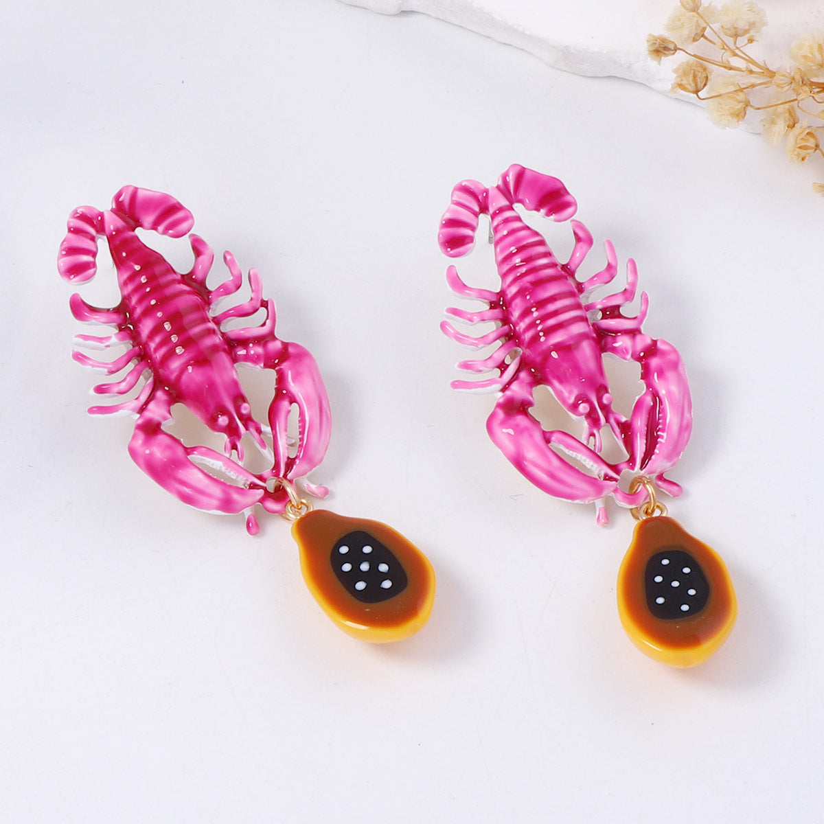 Chic Luxury Ocean-Inspired Alloy Lobster Pendant Earrings for Women – Perfect Versatile Vacation Accessory with a High-End Design