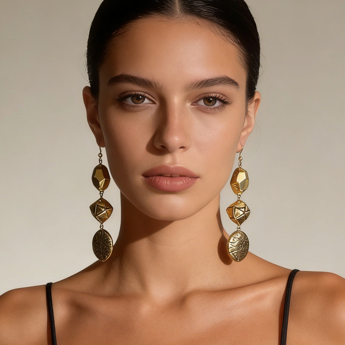 Artisanal Vintage-Inspired Geometric Tassel Drop Earrings with Unique Textured Design – Versatile Casual Style for Effortless Fashion