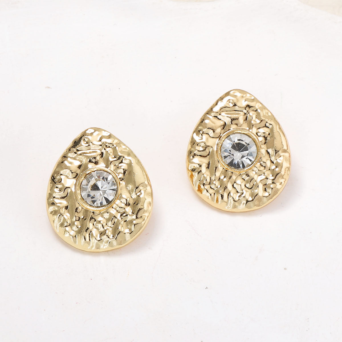Chic Geometric Alloy Earrings – Exquisite Minimalist Design for Women, Perfect for Any Outfit and Occasion