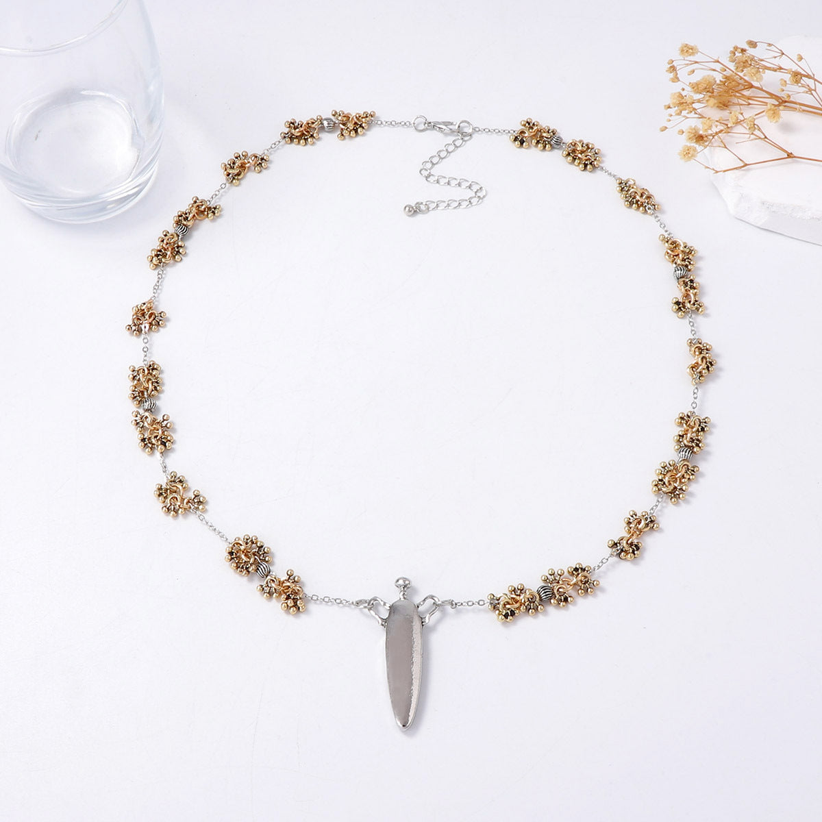 Chic Minimalist Alloy Water Drop Pendant Necklace with Unique Floral Chain – Perfect for Fall/Winter Women's Fashion