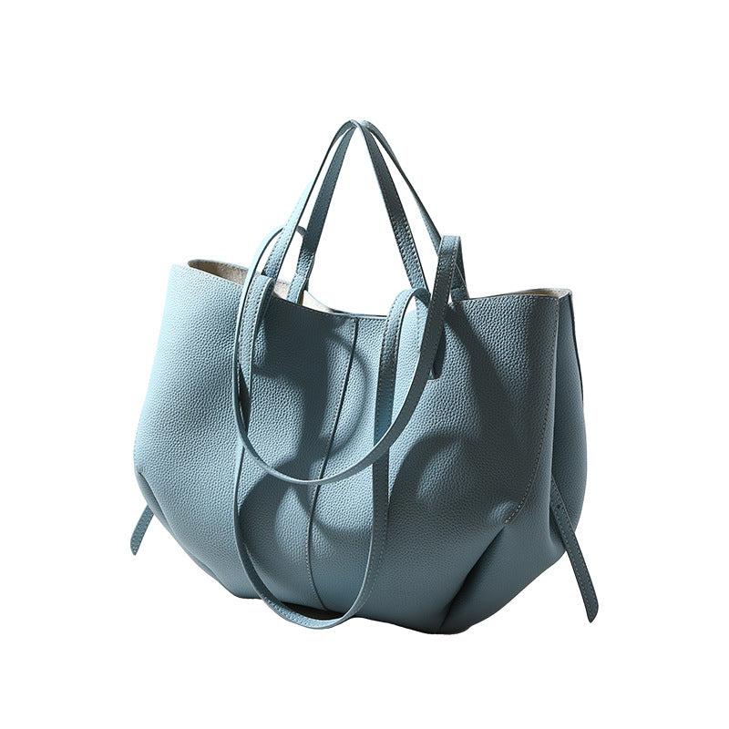 First Layer Leather Tote Bag for Women Spacious and Versatile Genuine Leather Handbag for Commuting and Fashion Forward Living