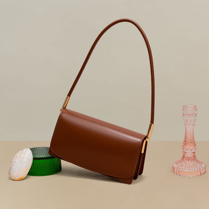 Chic Minimalist Underarm Bag Unique Accordion Design Shoulder Bag with Durable Metal Accents Versatile Leather Small Square Purse for Everyday Use