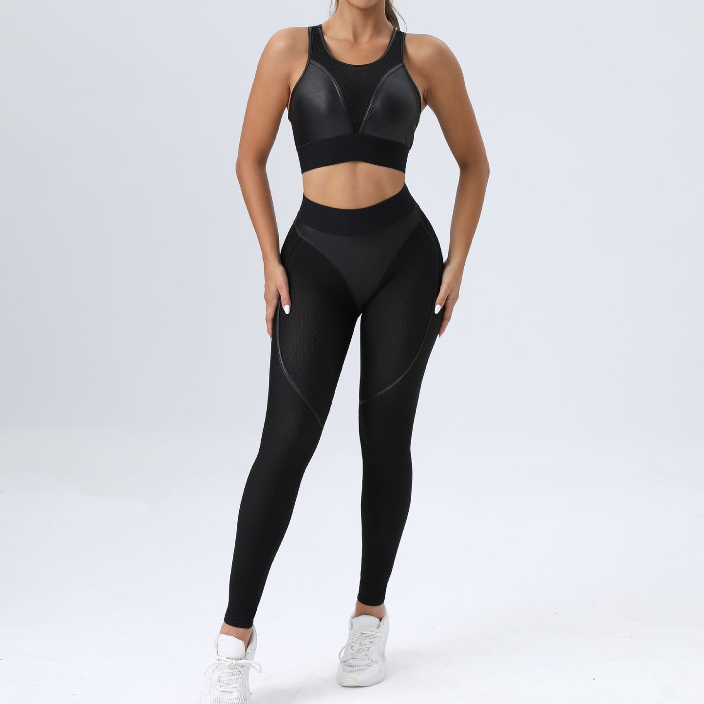 Tight Fitting Yoga Set High Support Sports Bra and Butt Enhancing Leggings for Comfort and Performance