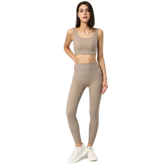 High Waisted Women's Ribbed Yoga Capris for a Flattering Fit Peach Like Boosting Workout Leggings with Tummy Control