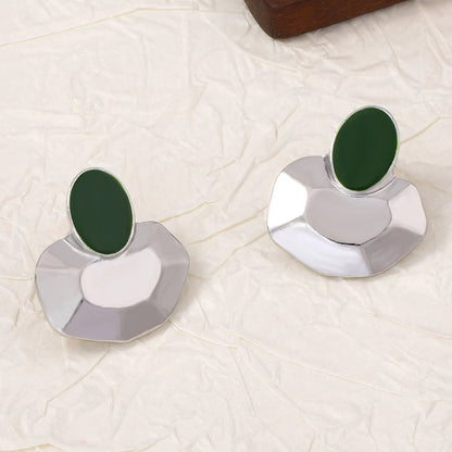 Elegant Minimalist Alloy Geometric Earrings – Versatile Daily Accessories for a Chic Office Look
