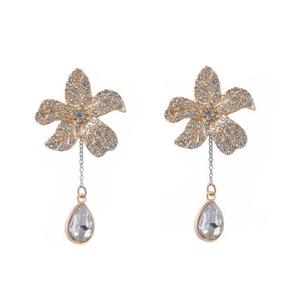 Elegant Vintage-Inspired Drop Earrings for Women with Sparkling Flower Design – Versatile Statement Pieces for Everyday Wear