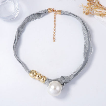Elegant High-End Pearl Pendant Necklace with Sheer Gray Tulle - Luxurious Chic Design for Women