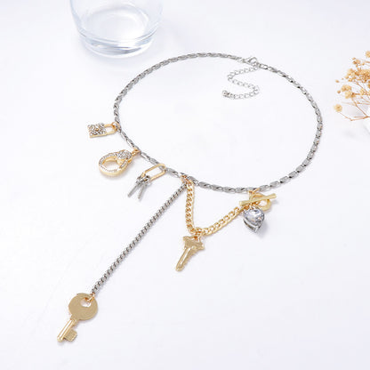 Chic Minimalist Geometric Alloy Key Lock Pendant Necklace for Women – Effortlessly Elegant and Versatile Casual Accessory