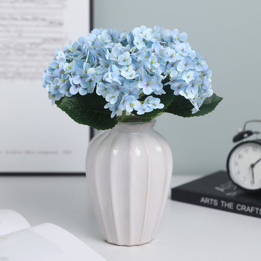 Single Stem Faux Hydrangea Flower – Realistic Touch, Perfect for Weddings, Photography Props, Home Décor, and Restaurant Decoration