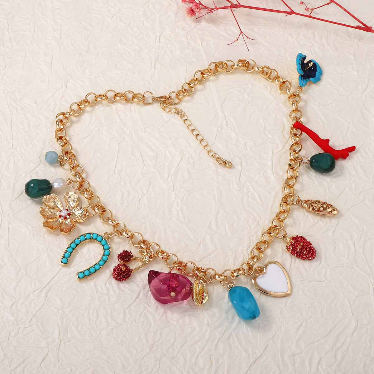 Personalized Heart-Shaped Flower Pendant Necklace with Micro-Paved Zircon Stones, Strawberry, and Cherry Accents – A Unique and Elegant Gift for Her
