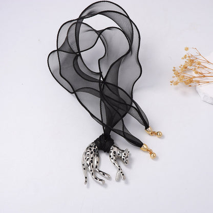 Vintage Wild Style Alloy Dripping Oil Leopard Pendant Statement Sweater Chain Necklace with Ribbon Tie - Bold and Unique Fashion Accessory