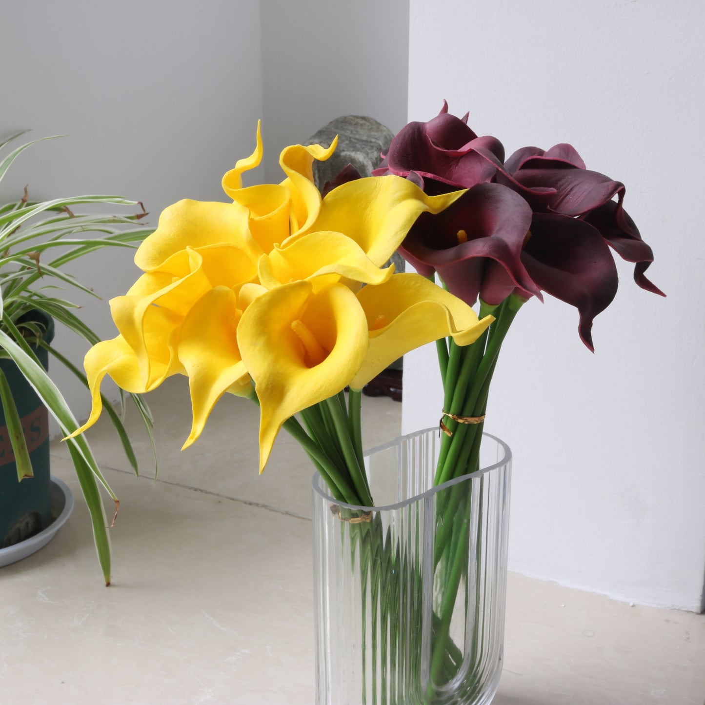 Realistic PU Mini Calla Lily Faux Flowers - Perfect for Home Decor, Weddings, and Garden Accents