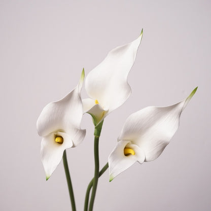 Realistic Calla Lily Artificial Flowers for Home Decor - Stunning Bridal Bouquets, Business Event Floral Styling, and Photography Props