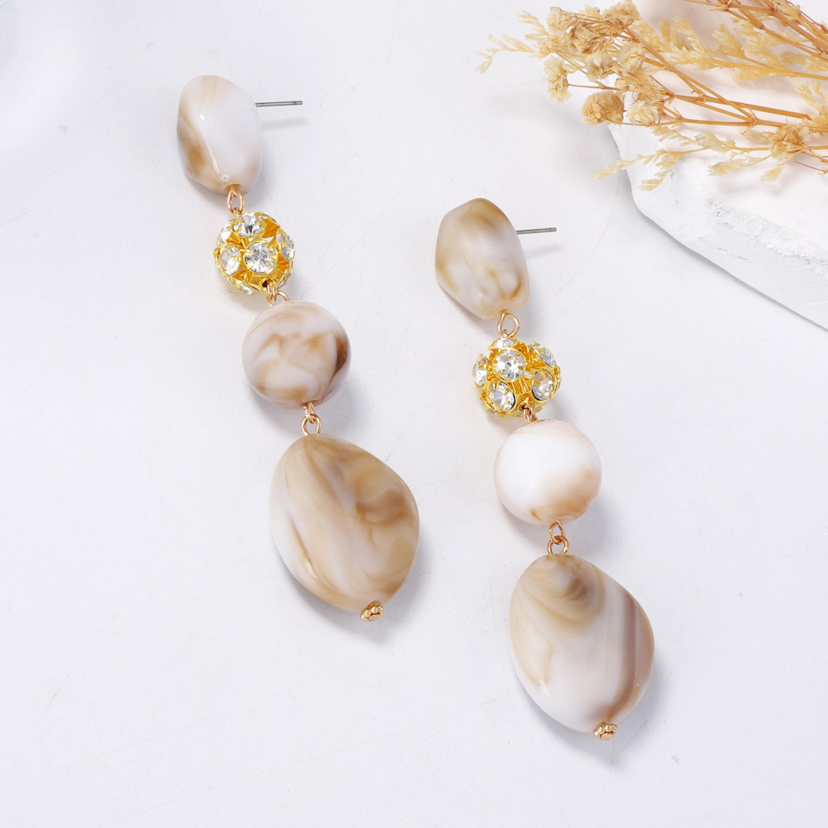 Chic Minimalist Vintage Geometric Resin Beaded Earrings with Delicate Rhinestone Accents and Flattering Long Tassels