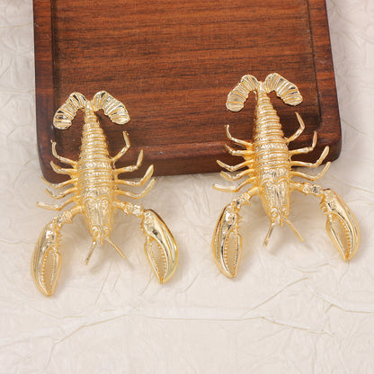 Chic Minimalist Retro Alloy Lobster Earrings - Unique Ocean-Inspired Jewelry for Effortless Vacation Style