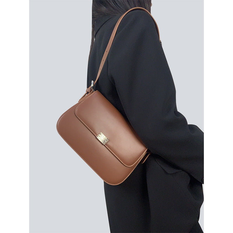 Genuine Leather Women's Bag Chic Underarm Tote Bag with Feel Versatile Cowhide Shoulder and Crossbody Design