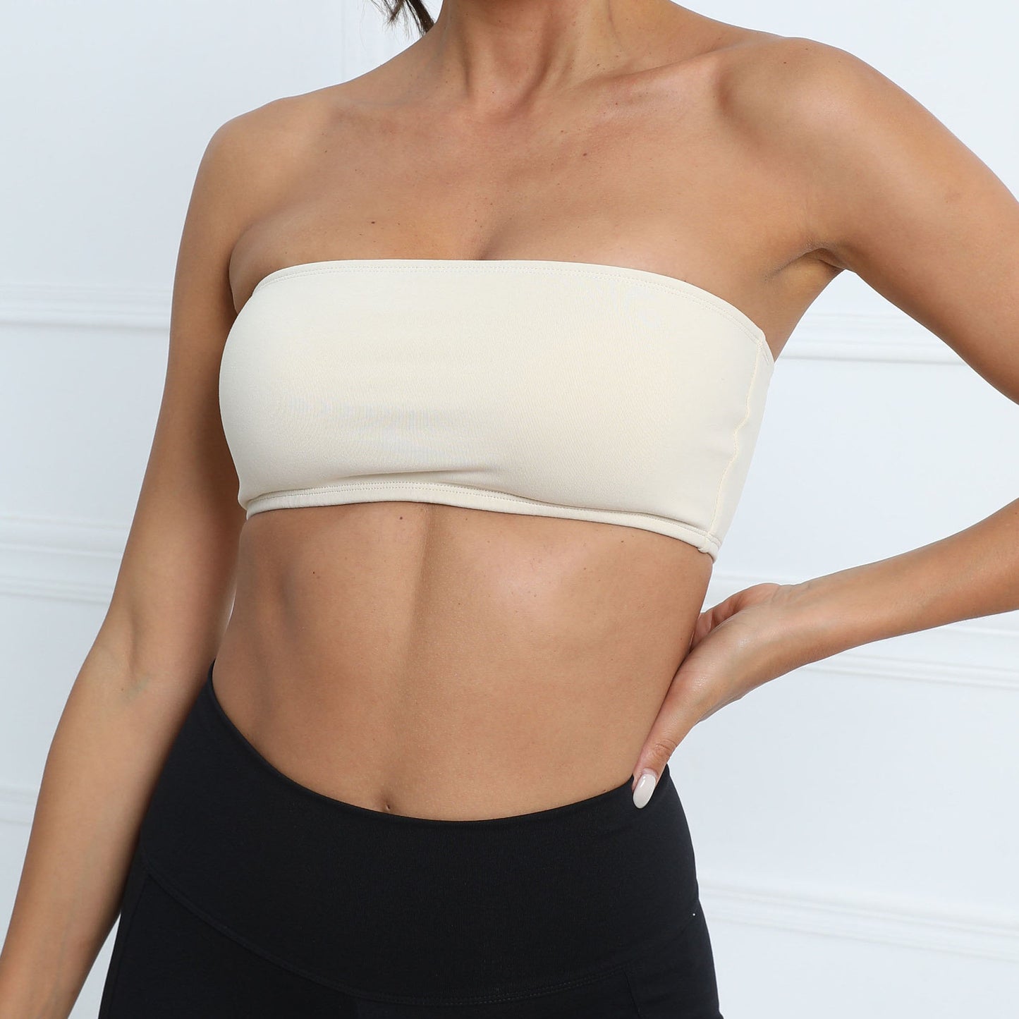 Seamless Yoga Sports Bra Strapless Wrap Design for Comfort and Style for Fitness Gym and Active Wear