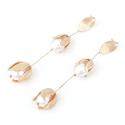 Stylish  Minimalist Floral Pearl-Accented Chain Earrings for Women – Versatile Design Perfect for Summer and Autumn Wear