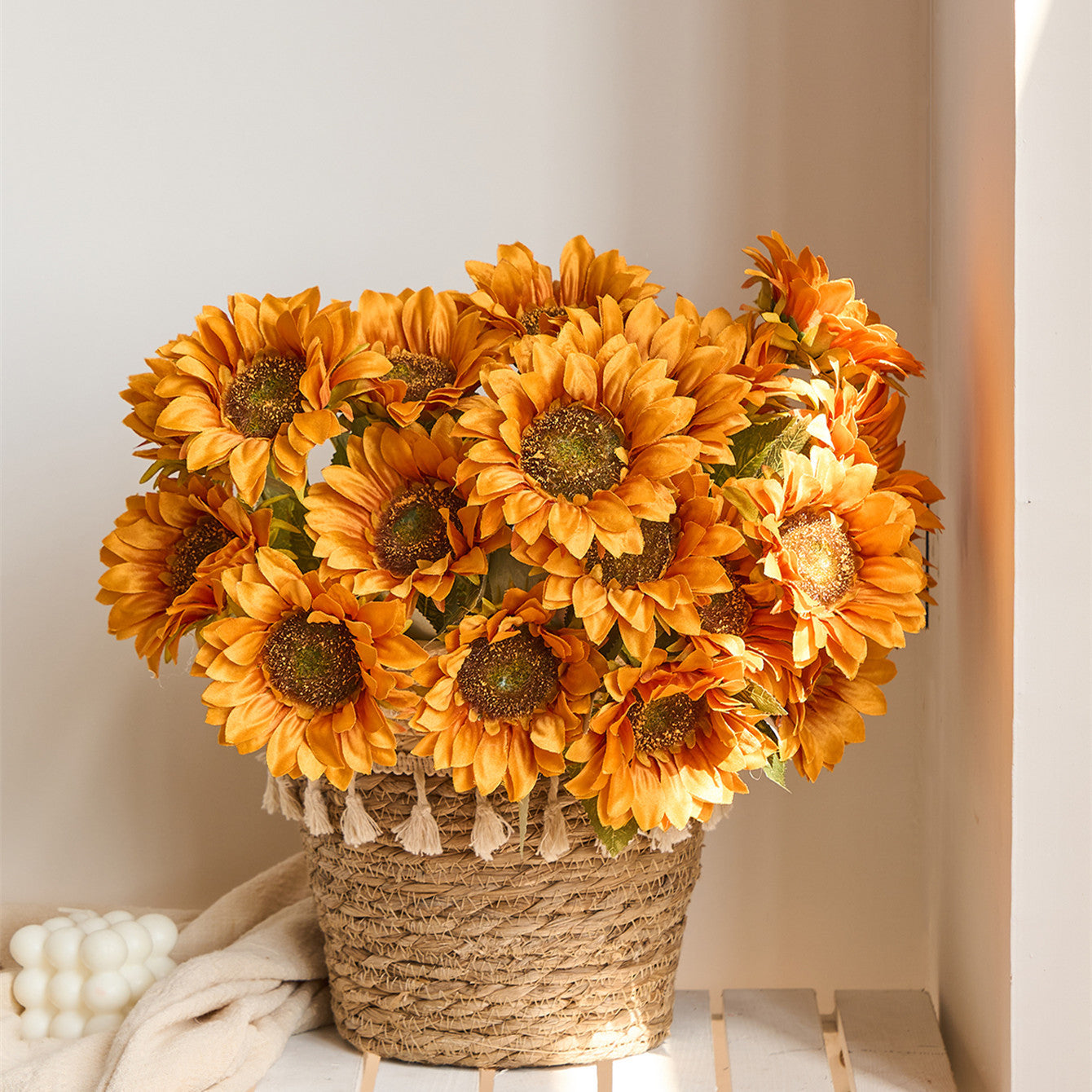 Stunning 7-Head Sunflower Bouquet for Valentine's Day – Realistic Silk Flower Arrangements Perfect for Dining Tables and Home Decor