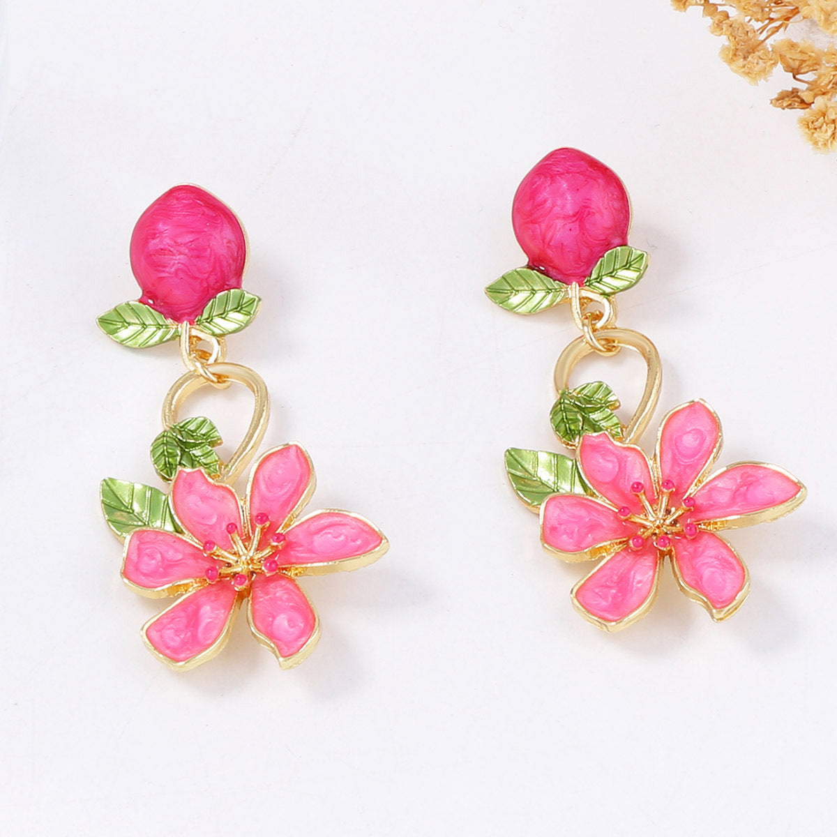 Chic Korean-Inspired Alloy Drop Oil Peach Blossom Earrings - Fresh & Minimalist Design for Stylish Vacation Wear