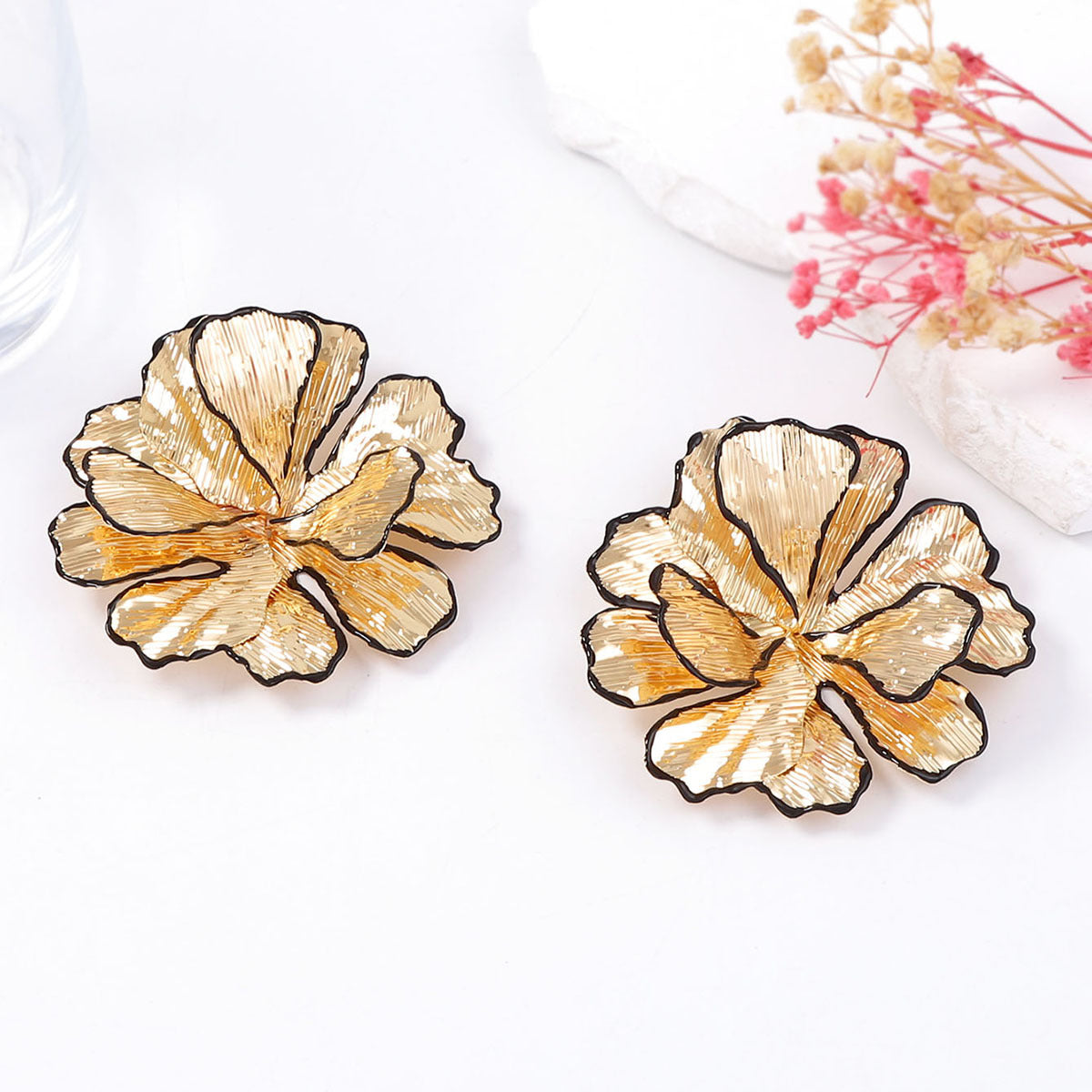 Bold and Unique Oversized Floral Metal Drop Earrings with Black Edges - Versatile Statement Accessories for Casual Elegance
