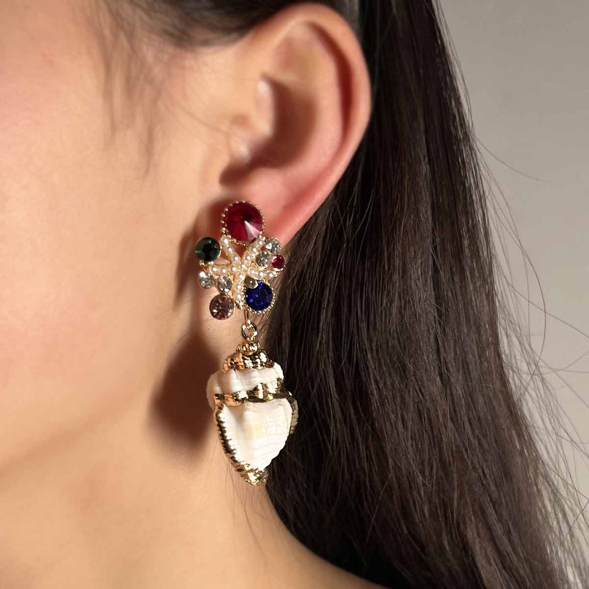 Exquisite High-End Zirconia Inlaid Faux Pearl Flower Conch Shell Pendant Earrings – Perfect for Ocean-Inspired Leisure and Vacation Style