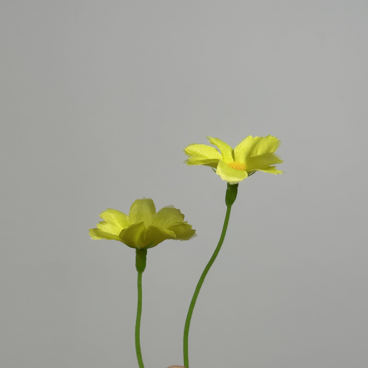 Artificial Orchid and Chrysanthemum Flower Head with 2 Branches - Perfect for Handcrafted DIY Projects, Photography Props, and Stunning Home Decor