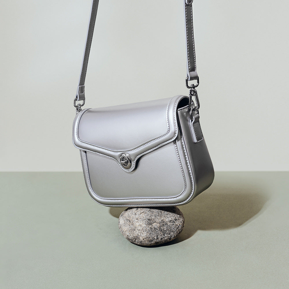 Chic Korean Inspired Designer Tofu Bag Fashionable Silver Lock Closure Real Leather Shoulder and Crossbody Purse for Women