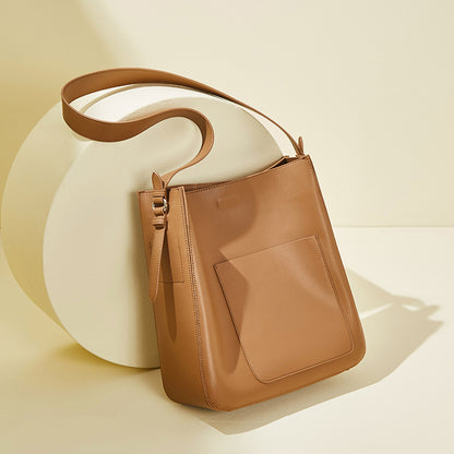 Genuine Leather Women's Casual Shoulder Crossbody Bucket Bag Vintage Inspired Unique Design for Commuting and Everyday Style