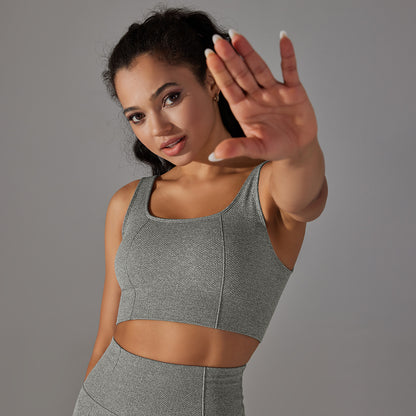 Seamless Polka Dot Sports Bra for Women Quick Dry Yoga and Running Top with Breathable Design for Comfort and Support