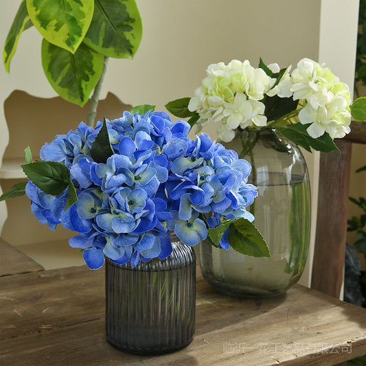 Realistic Short Stem Hydrangea Flower – Perfect for Weddings, Events, and Home Decor – Soft Touch, Moisture-Proof, and Beautifully Crafted for Stunning Interior Styling