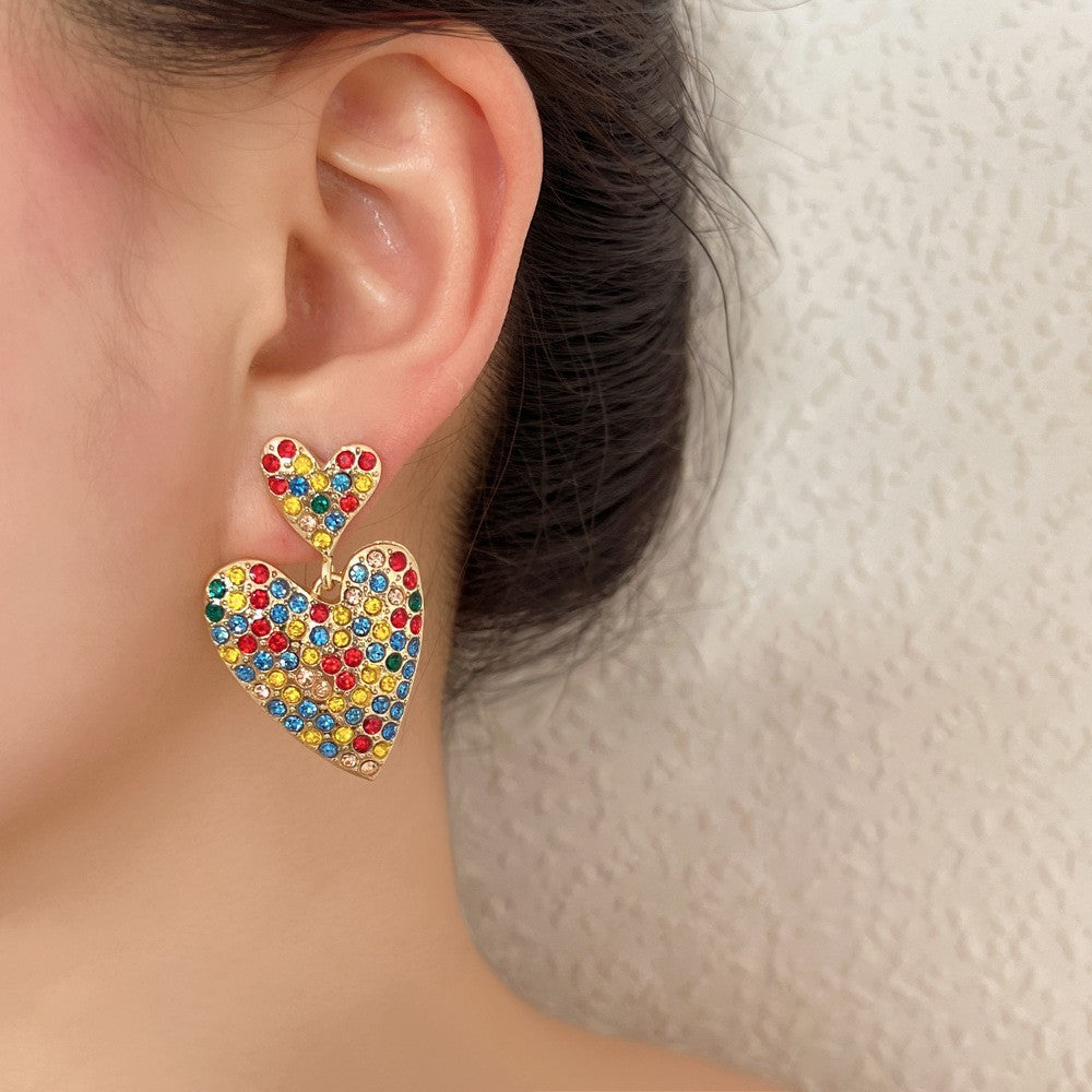 Chic Oversized Creative Heart-Shaped Alloy Earrings with Pearl and Rhinestone Accents – Elegant, Unique, Lightweight Jewelry for Every Occasion
