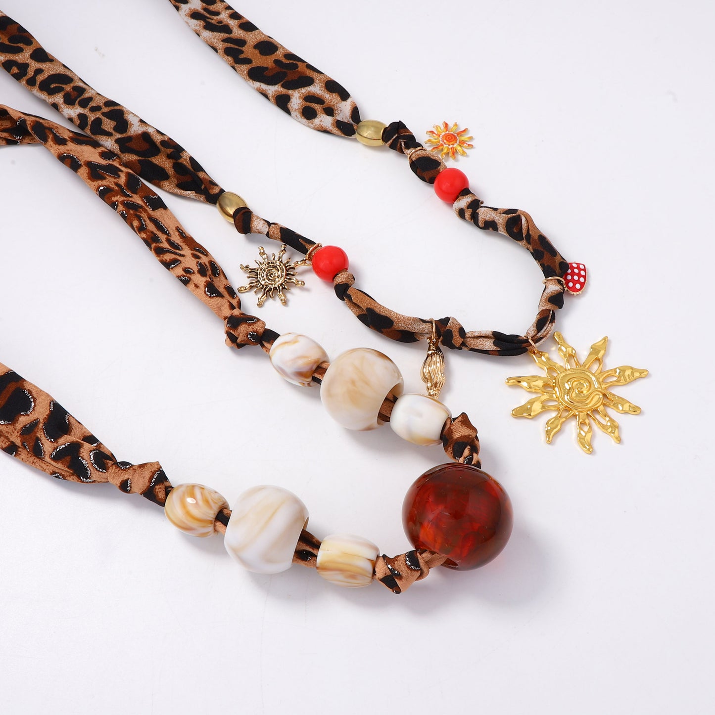 Stylish Personalized Leopard Print Geometric Double-Layer Statement Necklace with Oversized Transparent Beaded Pendant for Women