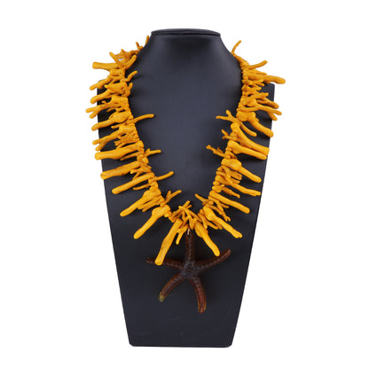 Stunning Ocean-Inspired Statement Necklace with Unique Faux Coral and Large Starfish Pendant - Casual Chic Luxury for Women