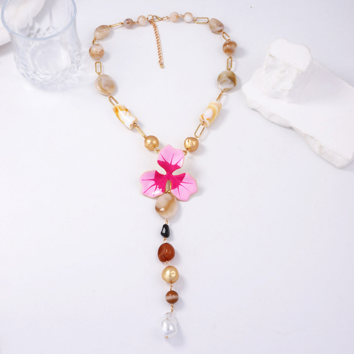 Elegant Luxe Alloy and Resin Y-Shaped Necklace for Women – Stunning Drip Oil Floral Bead Design for a Touch of Sophistication
