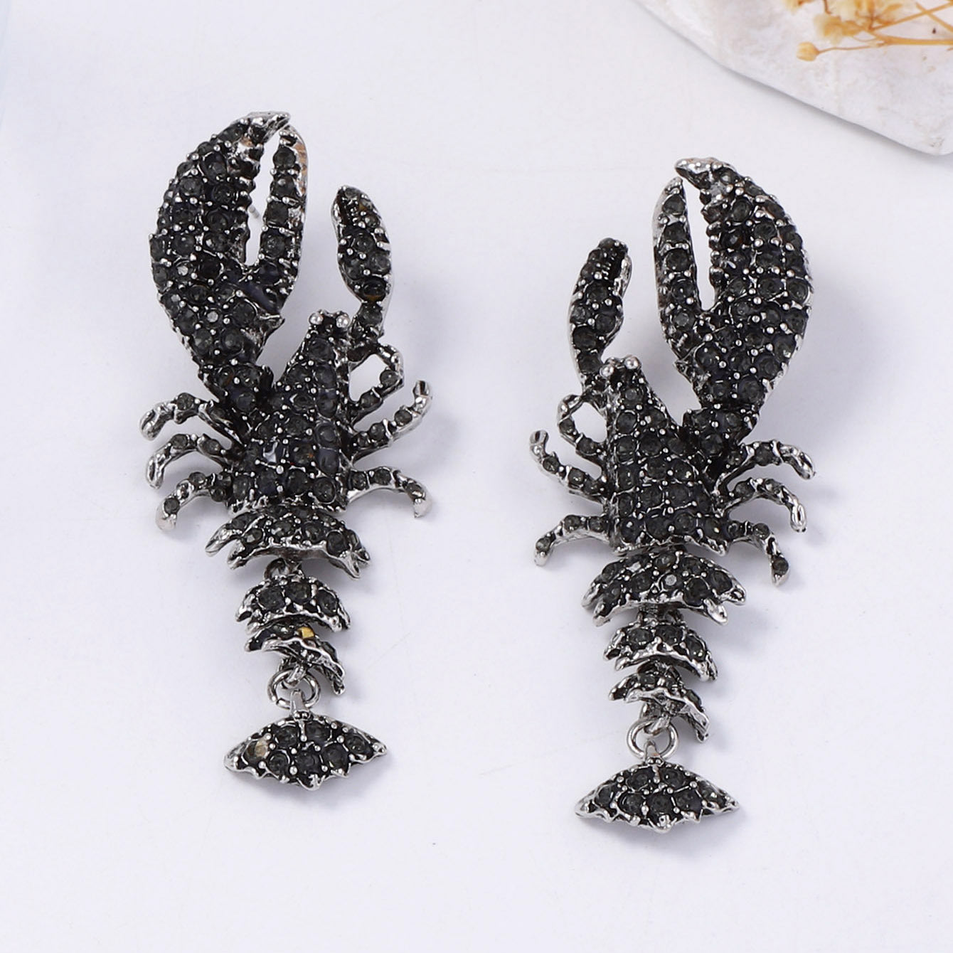 Stunning Statement Black Ocean-Inspired Lobster Earrings for Women – Full Rhinestone Embellishments, Perfect for Resort Wear or Everyday Style