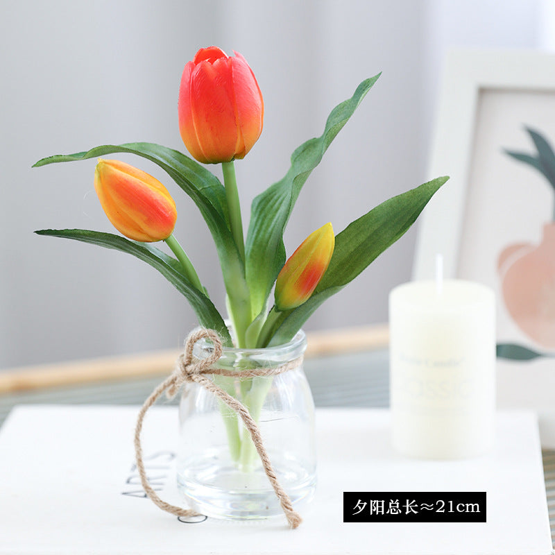 Realistic Faux Tulip Potted Plant - Fresh and Lively Home and Outdoor Décor, Perfect for Lasting Beauty with Soft Rubber Tulips