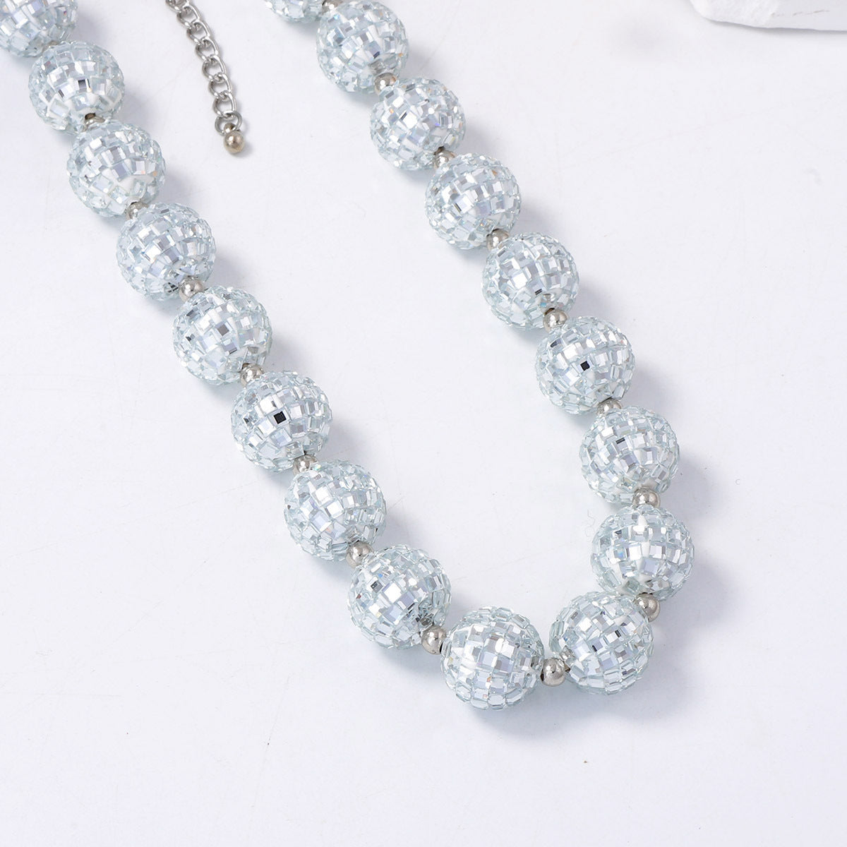 Chic Minimalist Light Luxury Beaded Disco Ball Necklace - Versatile Statement Piece for Effortless Everyday Glamour