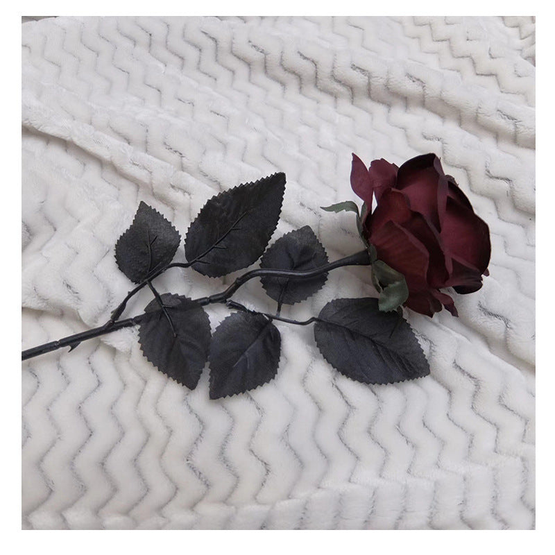 Realistic Dark Wine Red Rose Black Artificial Silk Flowers for Halloween Parties - Stunning Photography Decoration Props for Gothic-Themed Events