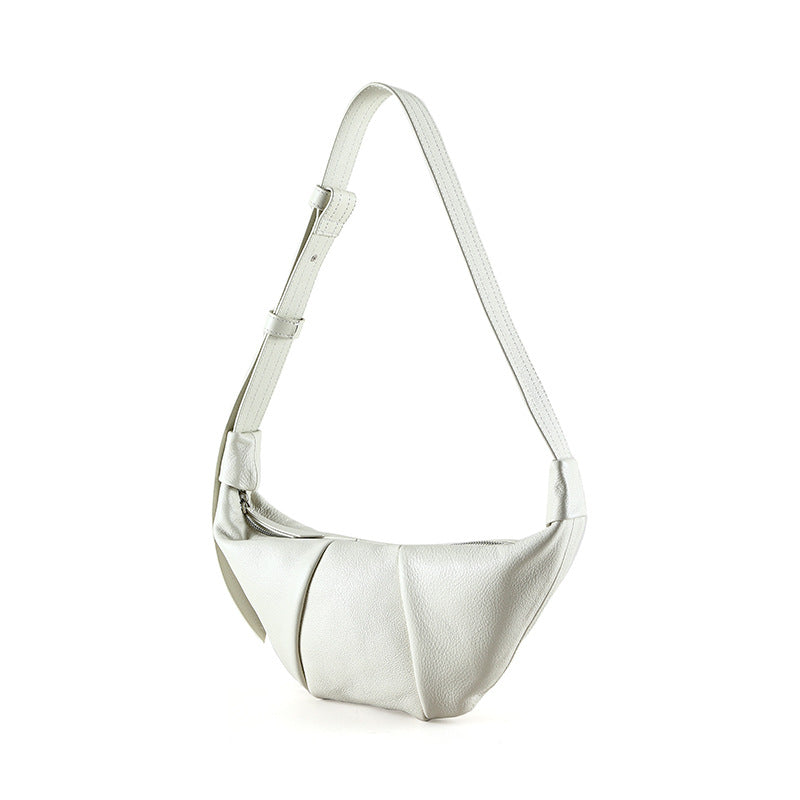 Luxurious Genuine Leather Vintage Inspired Dumpling Bag for Women Versatile and Spacious Horn Shaped Shoulder and Crossbody Tote
