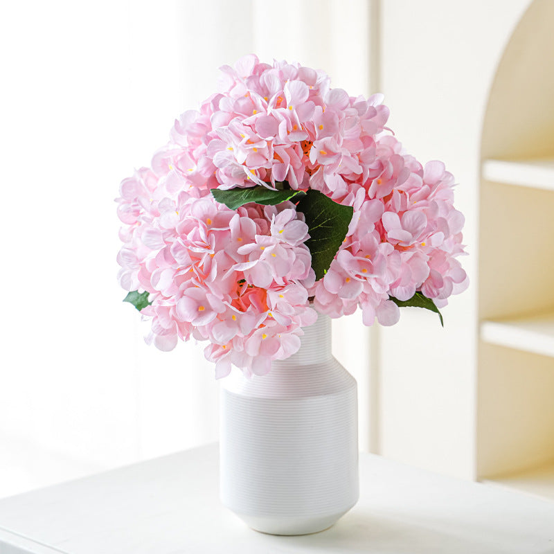 Lifelike Hydrangea Silk Flowers - Soft to the Touch, Moisture-Resistant, Perfect for Wedding Decor and Home Accents - Elegant Faux Floral Arrangement for Living Room Centerpieces