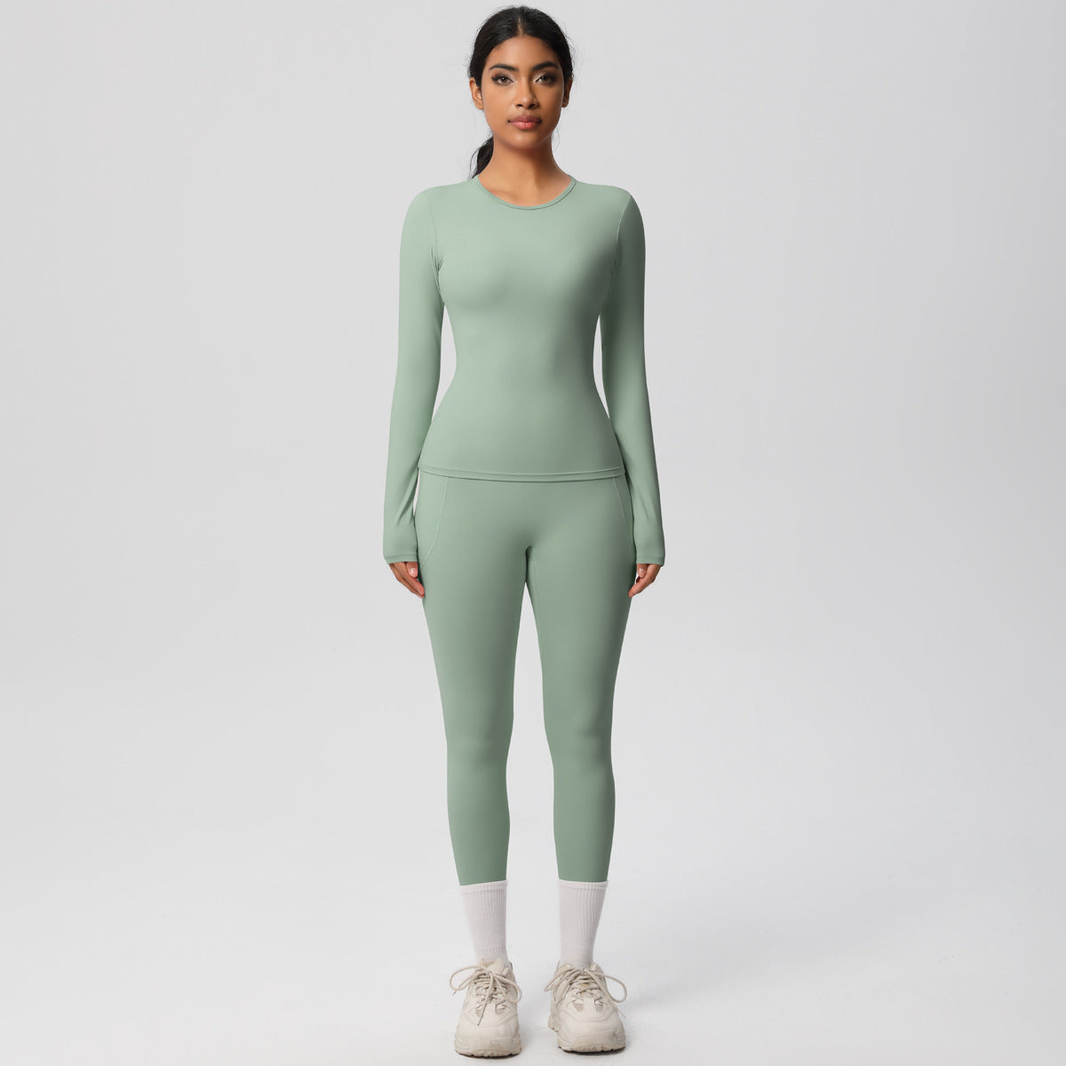 High Performance Fleece Lined Long Sleeve Yoga Set with Pockets for Outdoor High Intensity Workouts for Comfort and Flexibility