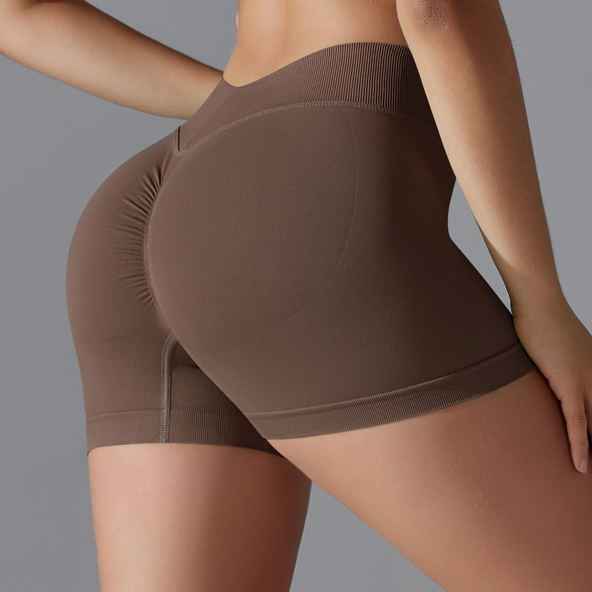 Seamless High Waisted Butt Lifting Yoga Shorts Breathable Peach Shaped Compression Workout Shorts for Running and Fitness