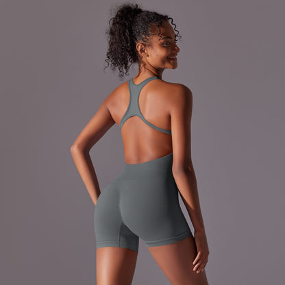 Seamless Yoga Bodysuit for Women Sculpting Back Design Butt Lifting and One Piece Activewear for Pilates Fitness and Gym Workouts