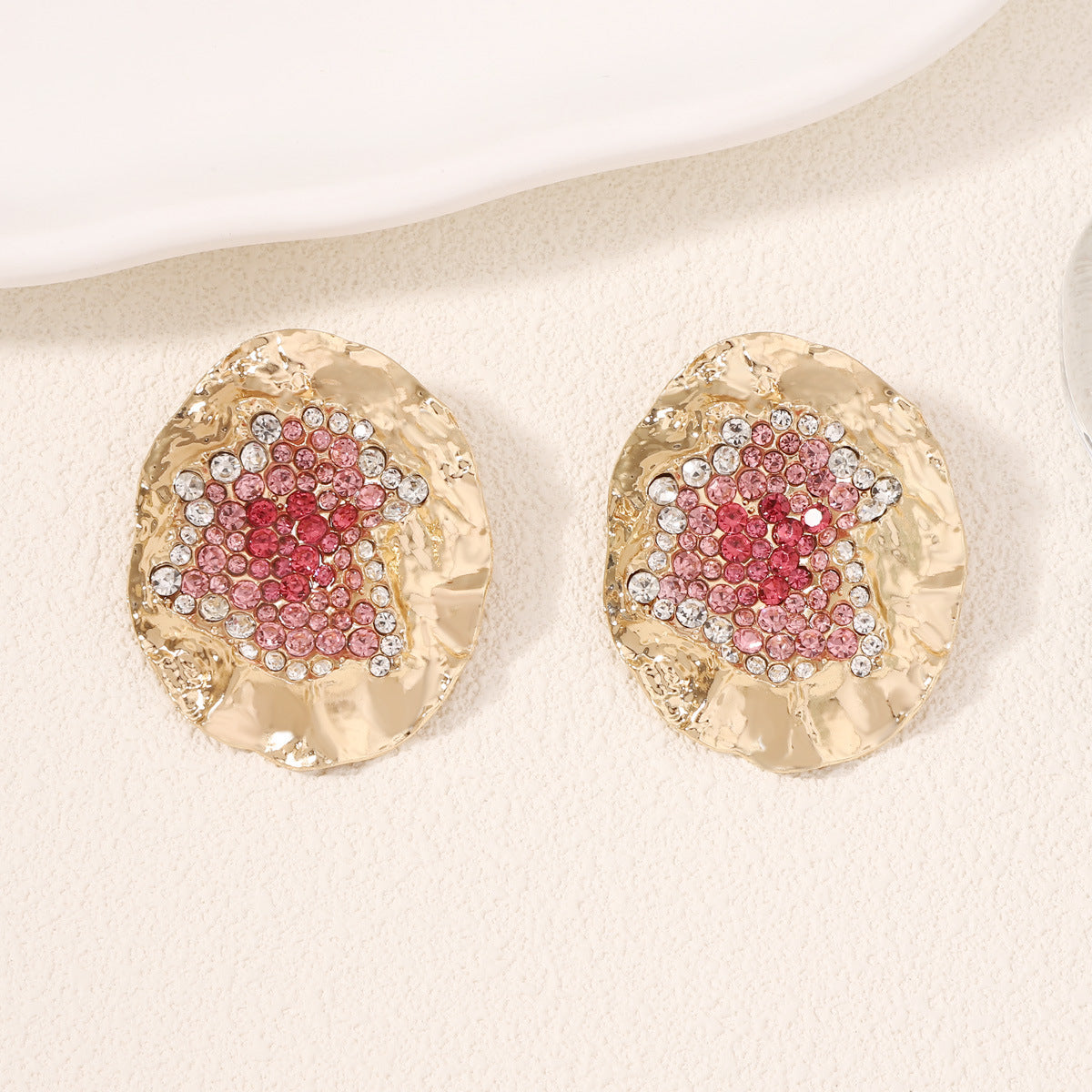 Stylish and Bold Oval-Shaped Statement Earrings with Colorful Rhinestones – Unique Irregular Design in Alloy for a Stunning Look