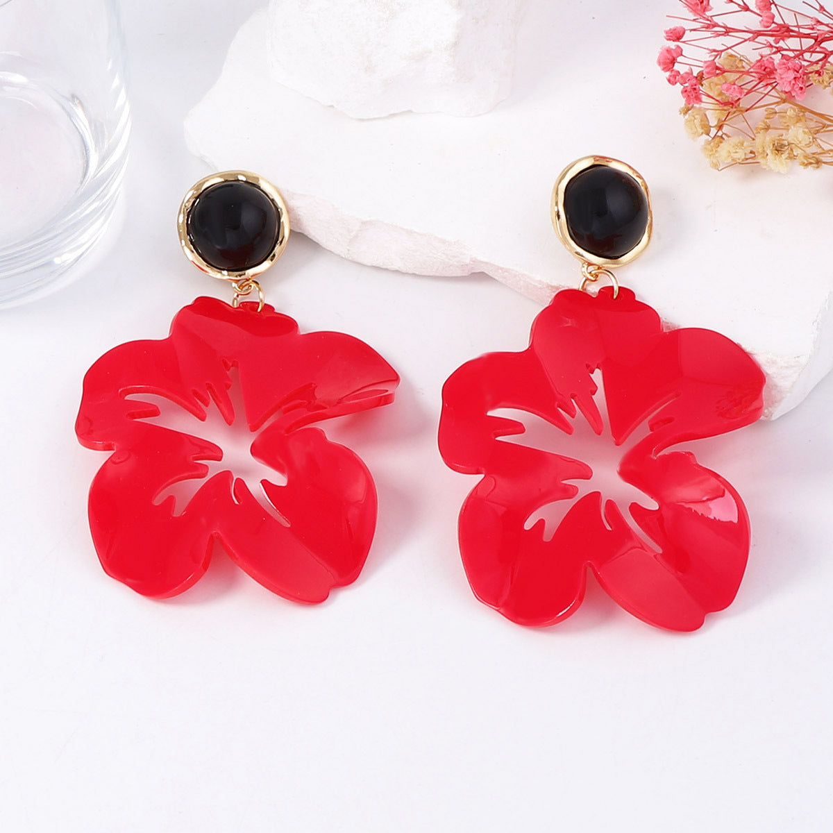 Exaggerated Personality Acrylic Hollow Big Petal Flower Drop Earrings - Stylish Minimalist Vacation Jewelry for Women