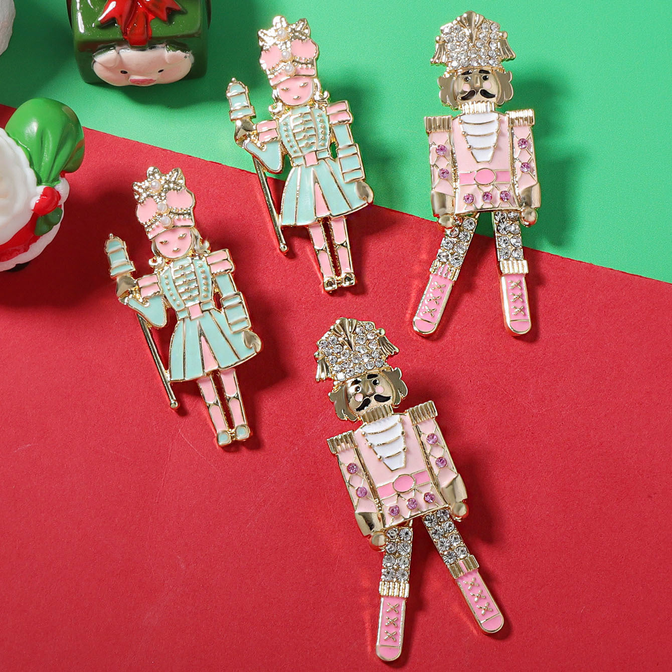 Adorable Cartoon King and Queen Rhinestone Stud Earrings – Unique Creative Design for Christmas – Perfect for Holiday Gifting!