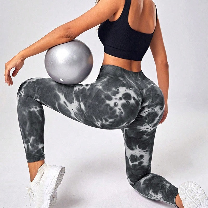 Seamless High Waisted Tie Dye Yoga Pants for Women Shaping Outdoor Workout Leggings with Butt Lifting Design for Comfort and Flexibility