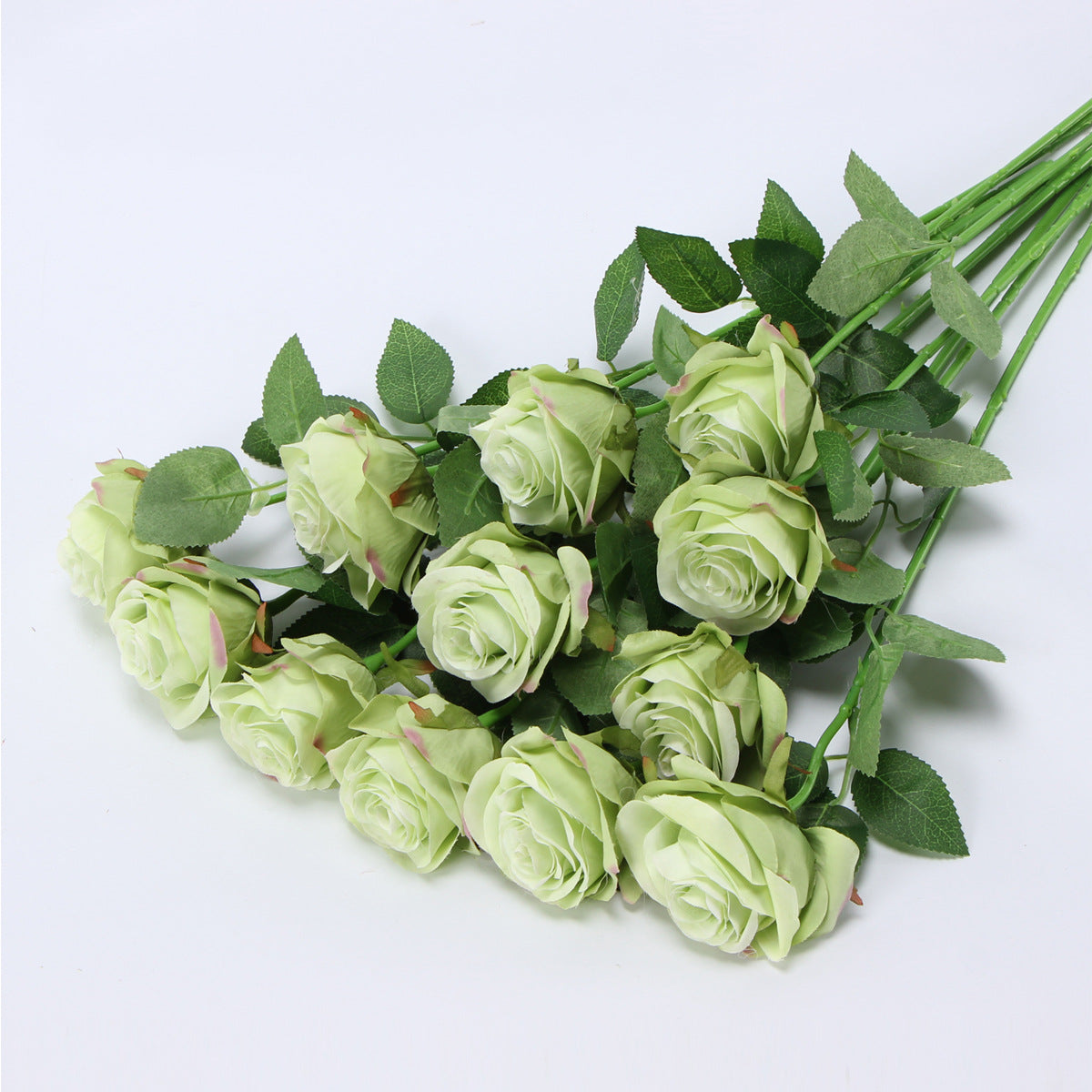 Stunning Faux Rose Bouquet - Elegant Silk Flowers for Home Decor, Wedding Celebrations, and Valentine's Day Gifts - Perfect Decorative Floral Arrangement for Living Room or Table Centerpiece