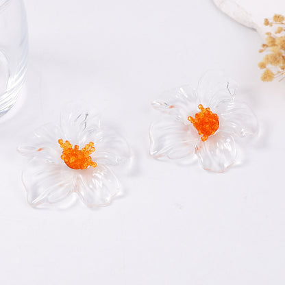 Exaggerated Personality Acrylic Transparent Flower Stud Earrings - Versatile Style for Chic Street Photography and Everyday Elegance
